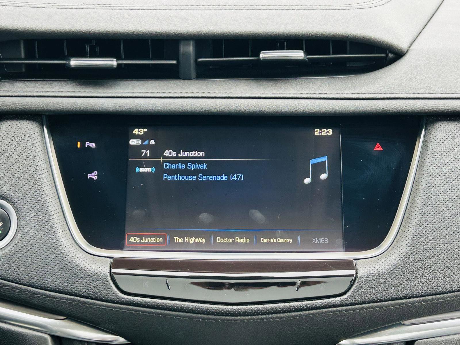 Used 2019 Cadillac XT5 Premium Luxury w/ Driver Assist Package image 24