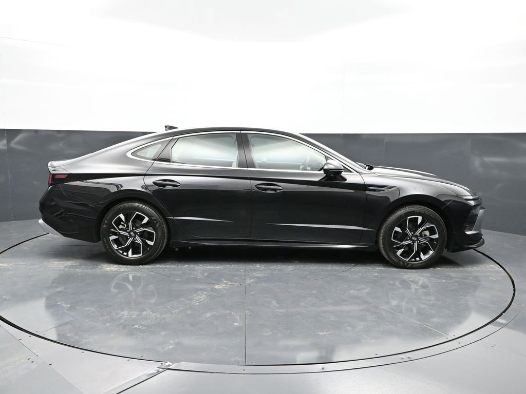 Used 2025 Hyundai Sonata SEL image 4