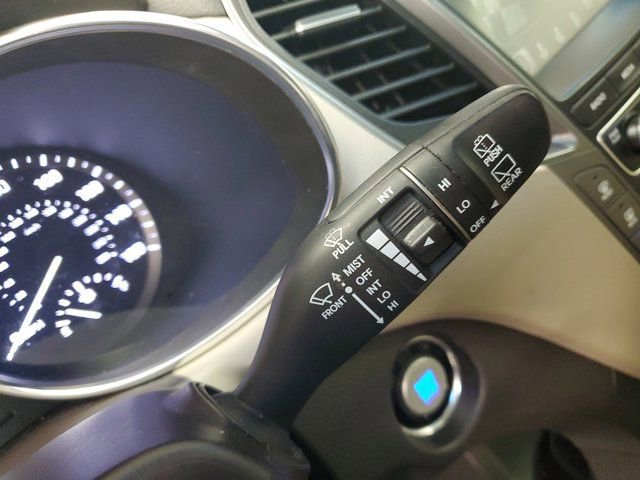 Used 2018 Hyundai Santa Fe Limited w/ Cargo Package image 27