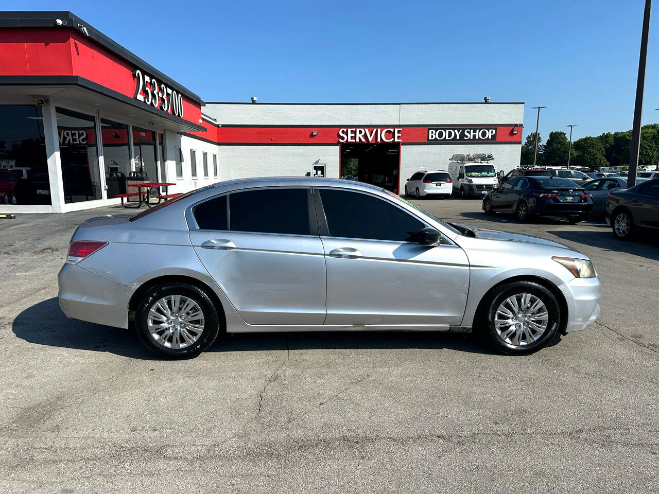 Used 2011 Honda Accord LX image 2