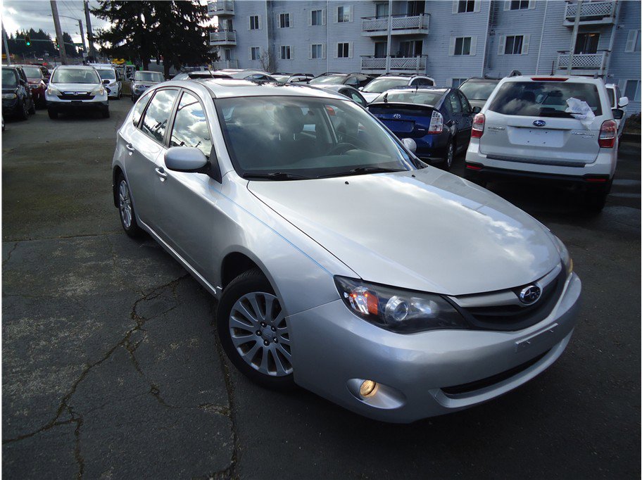 Used 2010 Subaru Impreza 2.5i Premium AWD/4WD image 3
