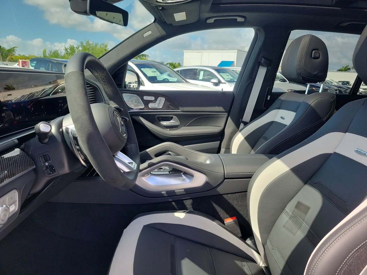 New 2026 Mercedes-Benz GLE 63 AMG S image 23