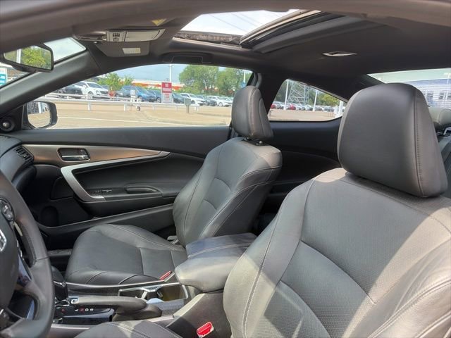 Used 2016 Honda Accord Touring image 10