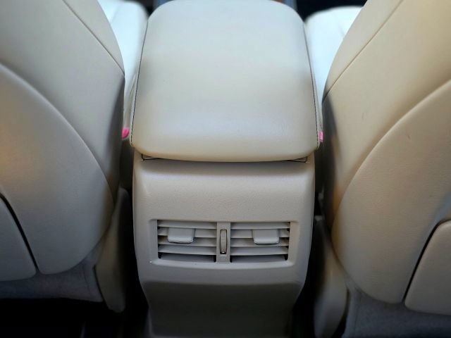 Used 2013 Lexus RX 450h AWD w/ Navigation Pkg image 27