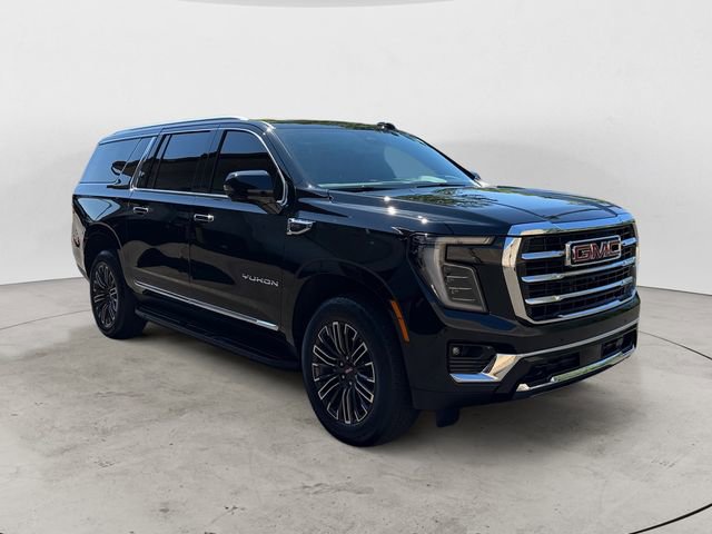 Used 2025 GMC Yukon XL Elevation w/ Elevation Premium Package AWD/4WD image 7