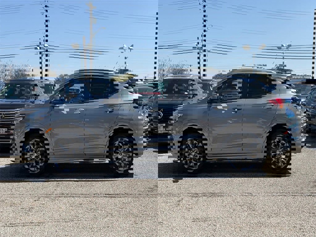 Used 2023 Buick Encore GX Select w/ Sport Touring Package image 9