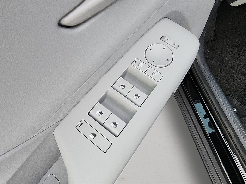 New 2026 Hyundai Kona SEL Sport image 17