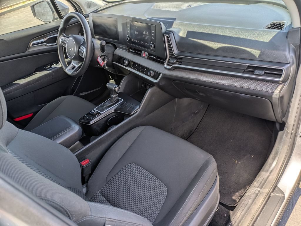 Used 2023 Kia Sportage LX FWD image 10