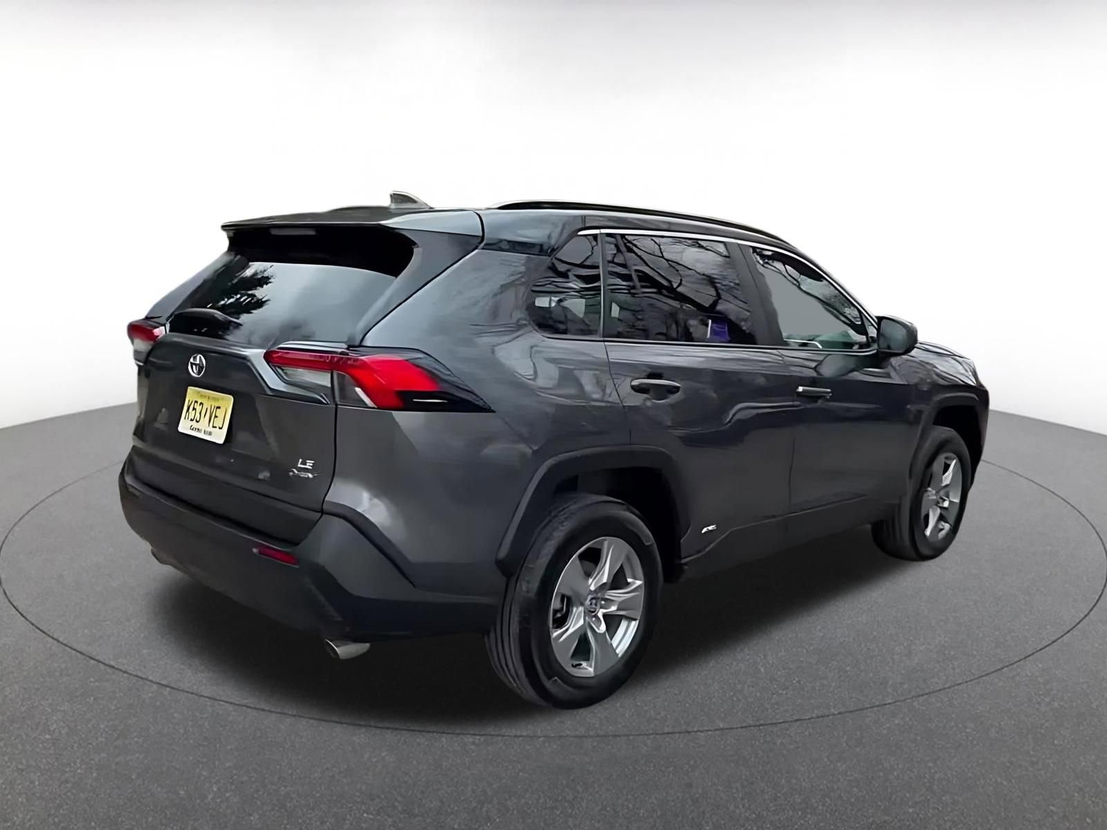 Used 2025 Toyota RAV4 LE AWD/4WD image 14