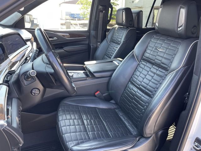 Used 2023 Cadillac Escalade ESV Sport Platinum AWD/4WD image 11