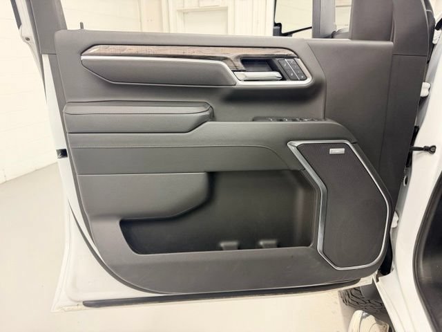 Certified 2025 Chevrolet Silverado 3500 LTZ w/ LTZ Premium Package AWD/4WD image 19