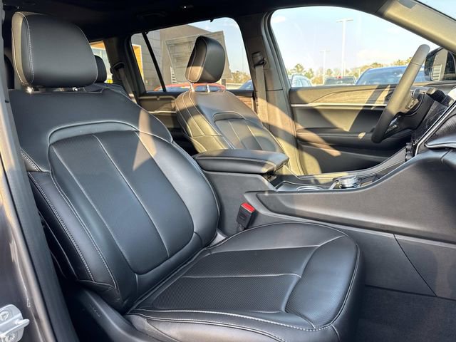 New 2025 Jeep Grand Cherokee L Limited w/ Luxury Tech Group II RWD image 14