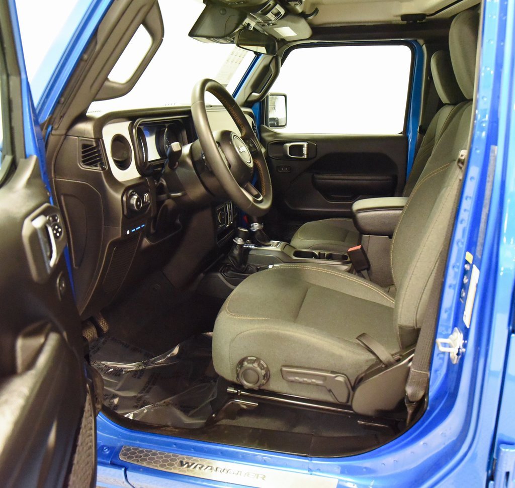Used 2024 Jeep Wrangler Unlimited w/ Technology Group image 14