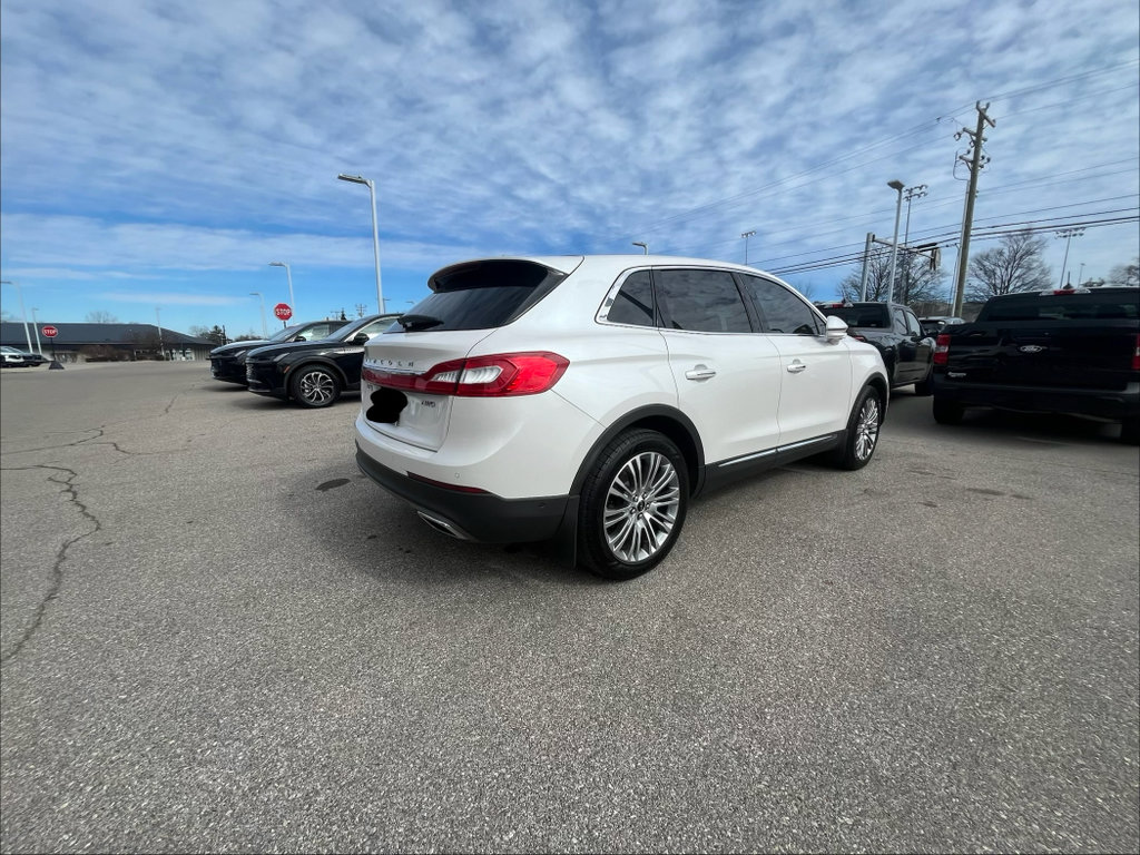 Used 2018 Lincoln MKX Reserve w/ Driver Assistance Package image 4