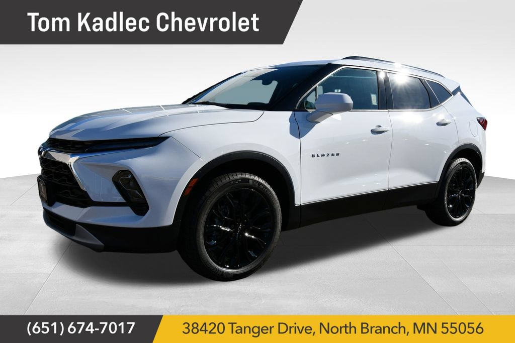 New 2026 Chevrolet Blazer LT w/ Convenience Package AWD/4WD image 1