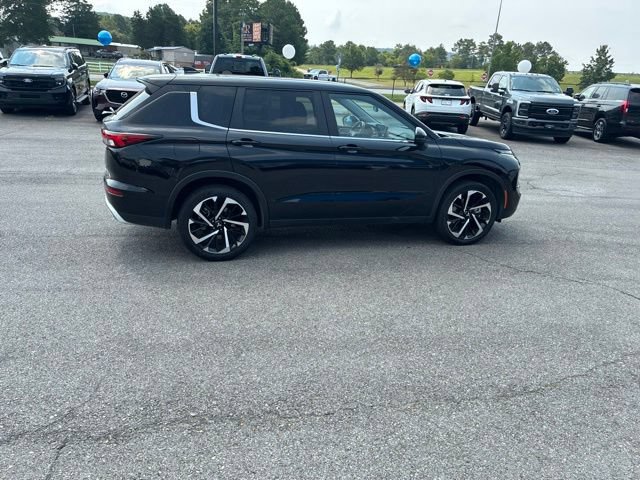 Used 2024 Mitsubishi Outlander SE AWD/4WD image 43