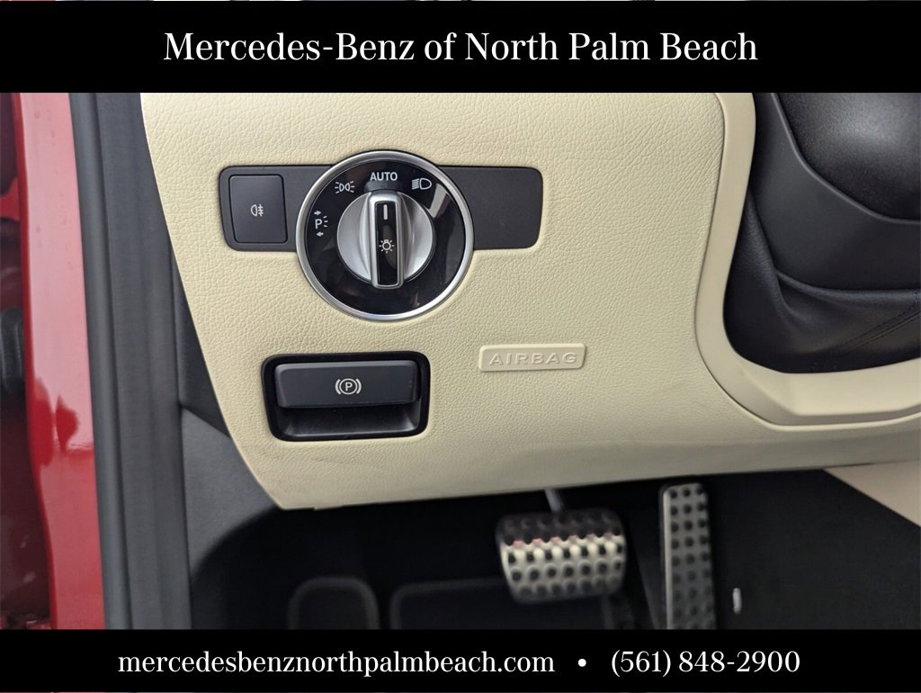 Used 2017 Mercedes-Benz SLC 300 image 24