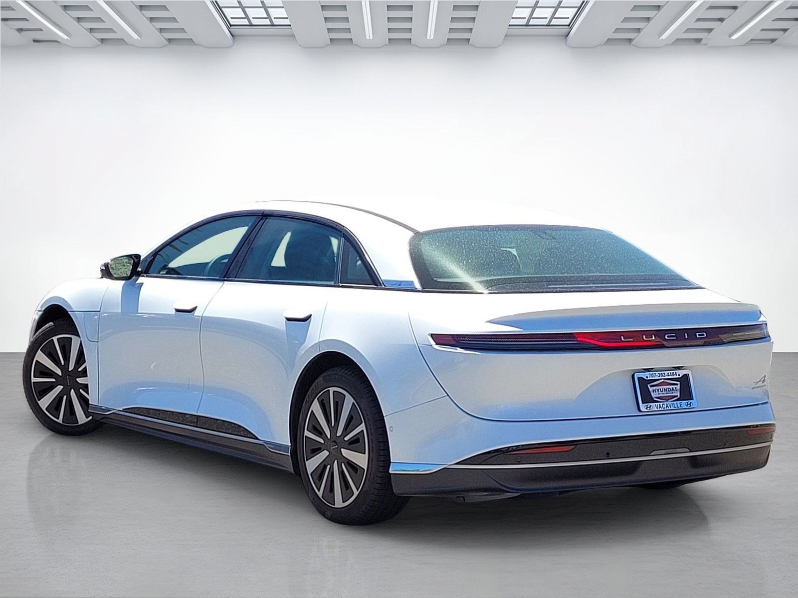 Used 2025 Lucid Air Touring AWD/4WD image 6