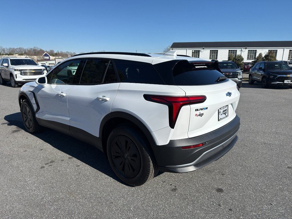 New 2026 Chevrolet Blazer EV LT FWD image 4