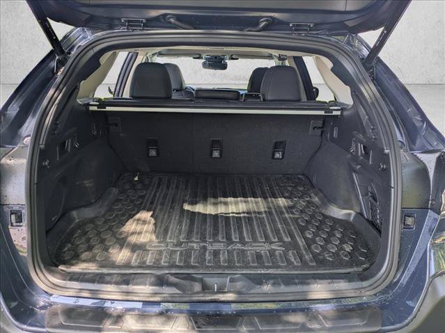 Used 2023 Subaru Outback Touring AWD/4WD image 6