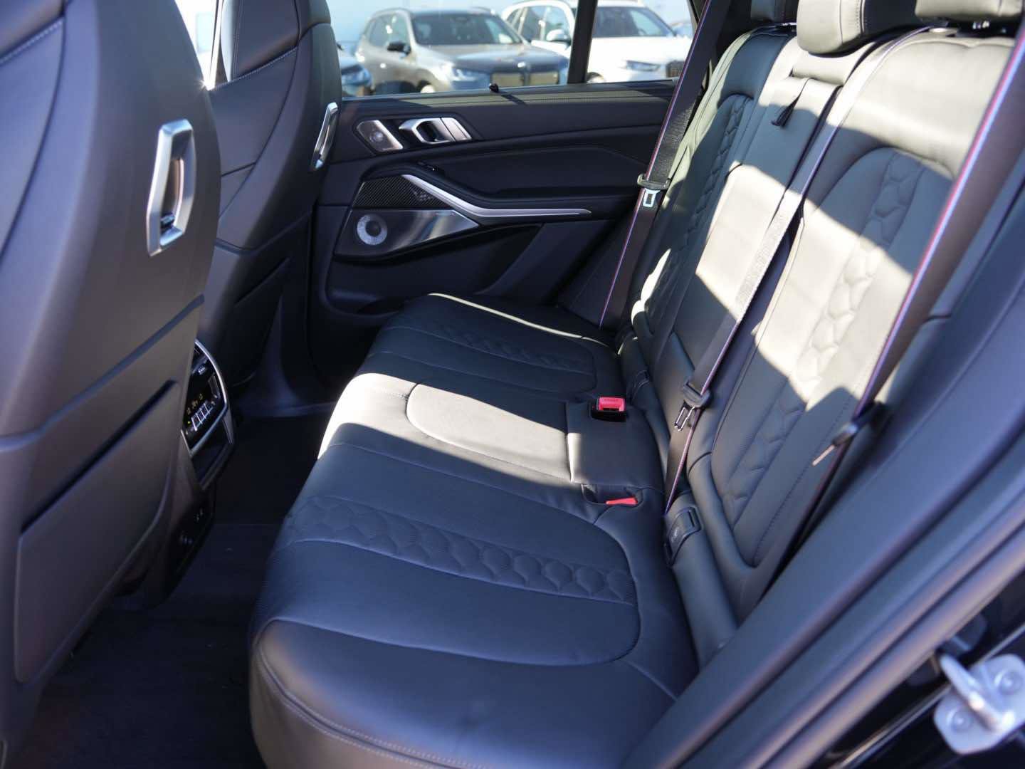 New 2026 BMW X5 M Competition w/ Executive Package image 18