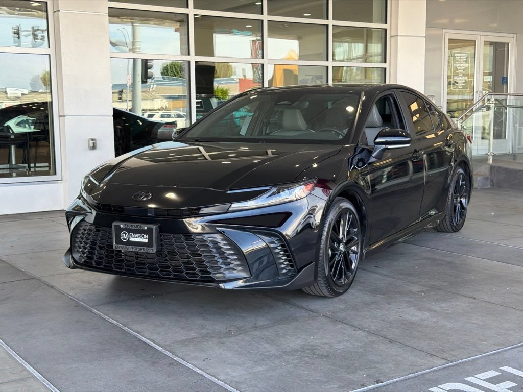 Used 2025 Toyota Camry SE w/ Multimedia Upgrade Package FWD image 2