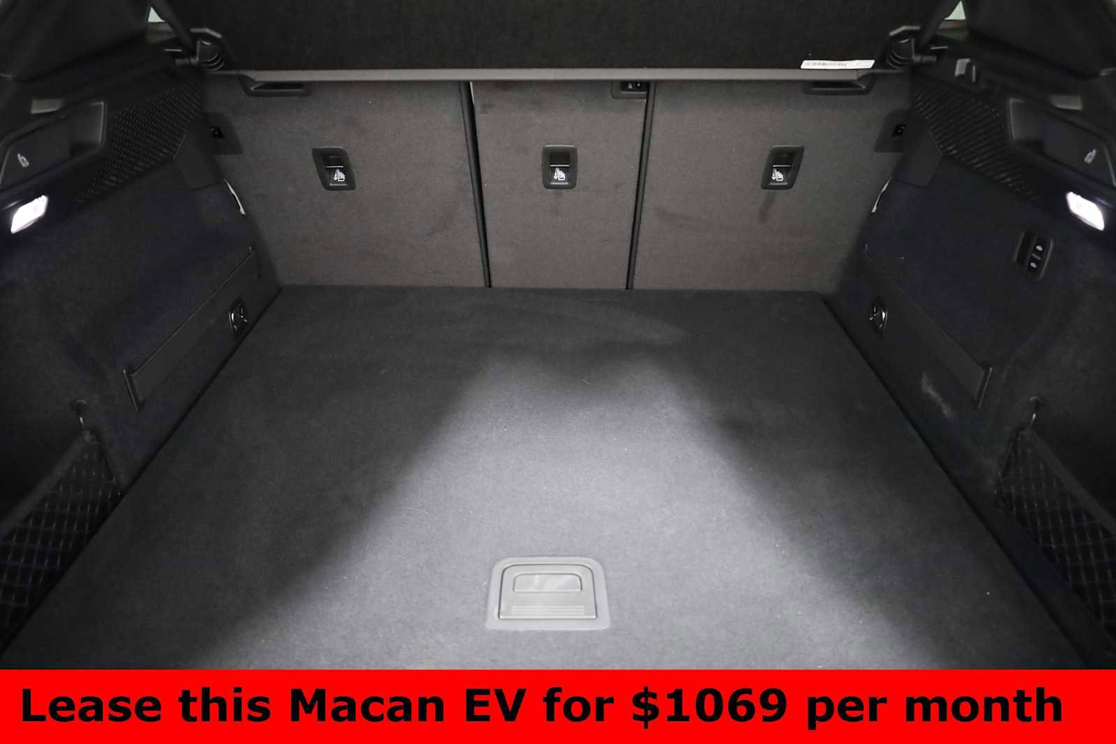 Certified 2025 Porsche Macan Electric image 50