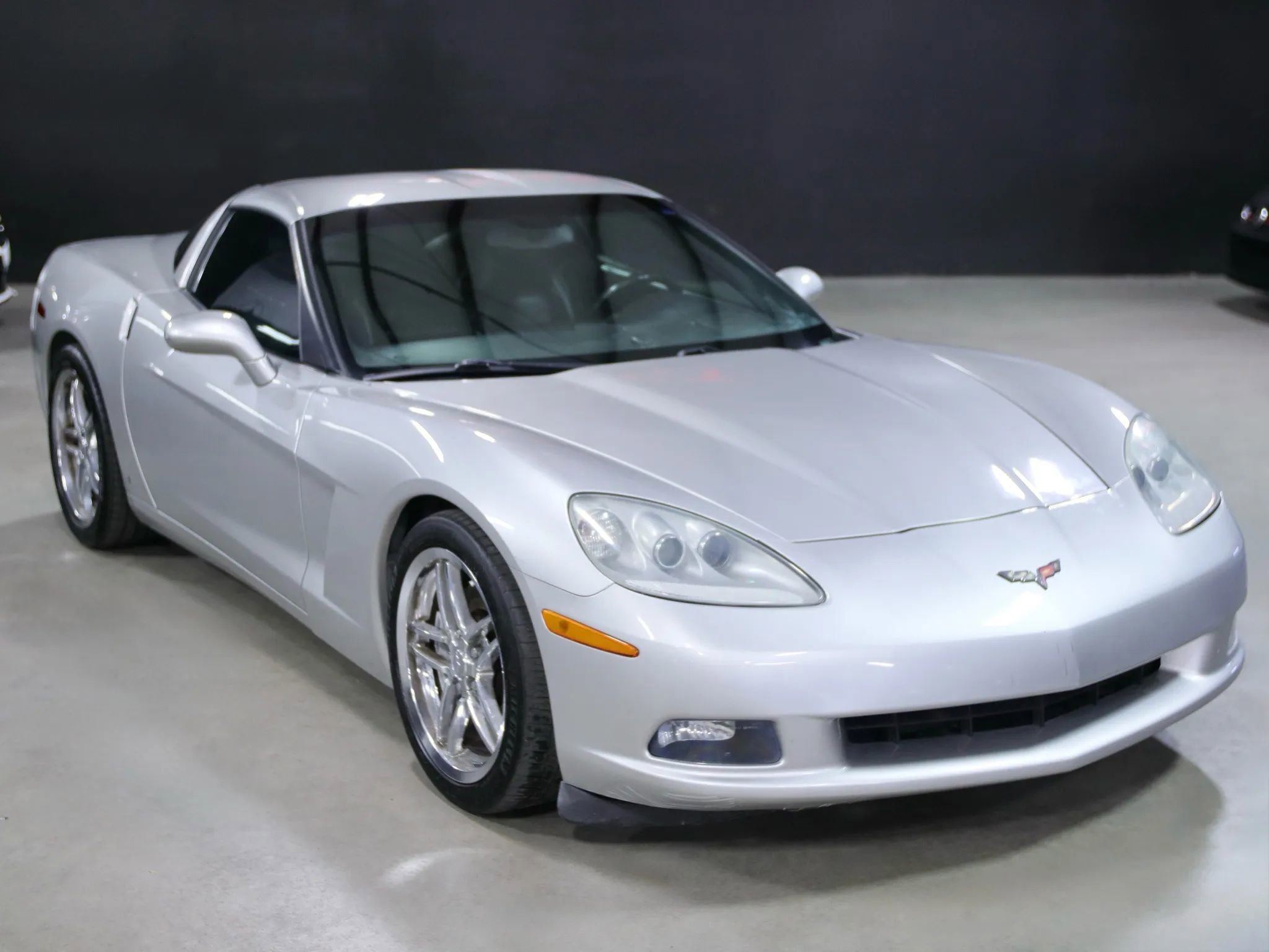 Used 2006 Chevrolet Corvette Coupe image 2