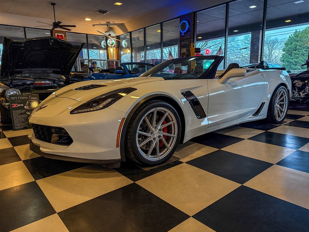 Used 2016 Chevrolet Corvette Z06 w/ 3LZ Preferred Equipment Group image 72