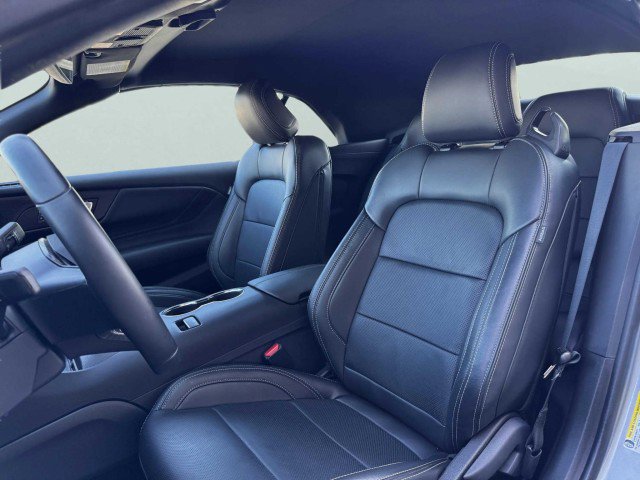 Used 2025 Ford Mustang Premium image 18