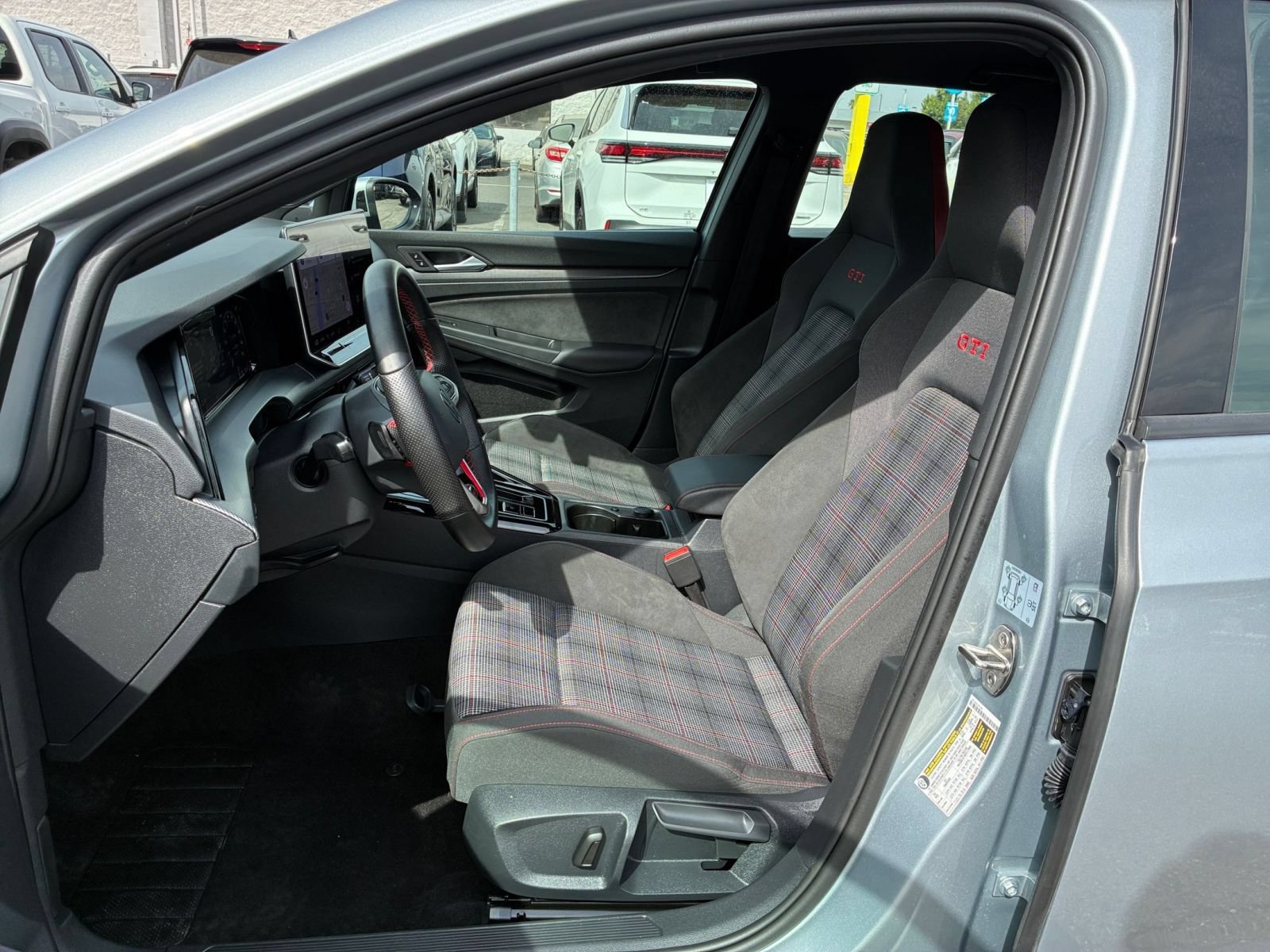 Used 2026 Volkswagen Golf S FWD image 23