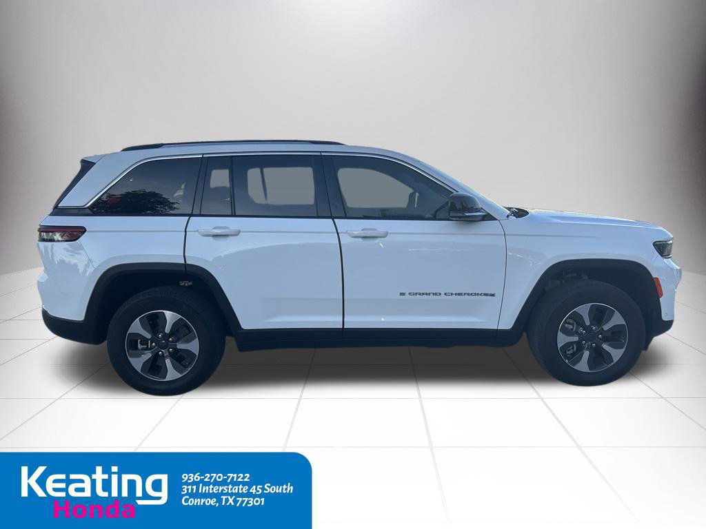 Used 2022 Jeep Grand Cherokee Limited 4xe w/ Luxury Tech Group II AWD/4WD image 7