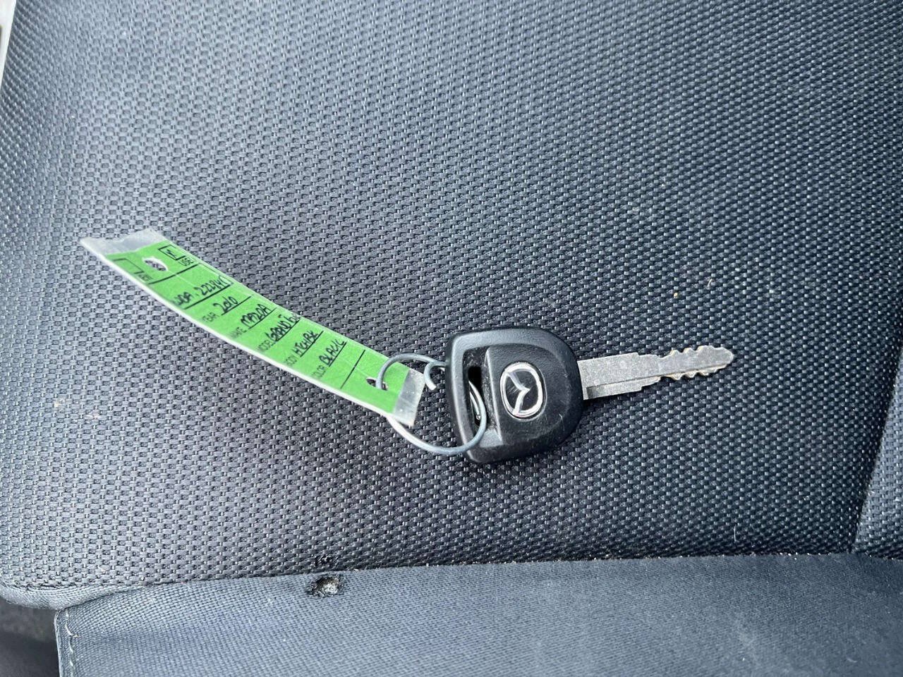 Used 2010 MAZDA MAZDA3 s Sport FWD image 26