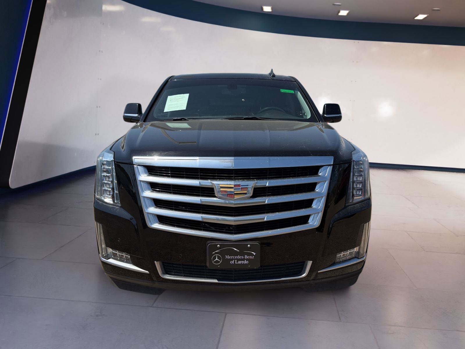 Used 2017 Cadillac Escalade 2WD image 8