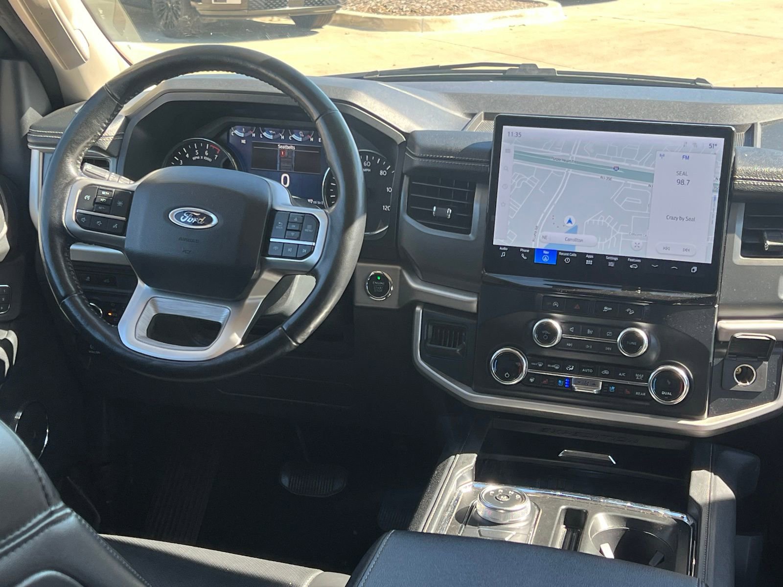 Used 2024 Ford Expedition Max XLT image 22