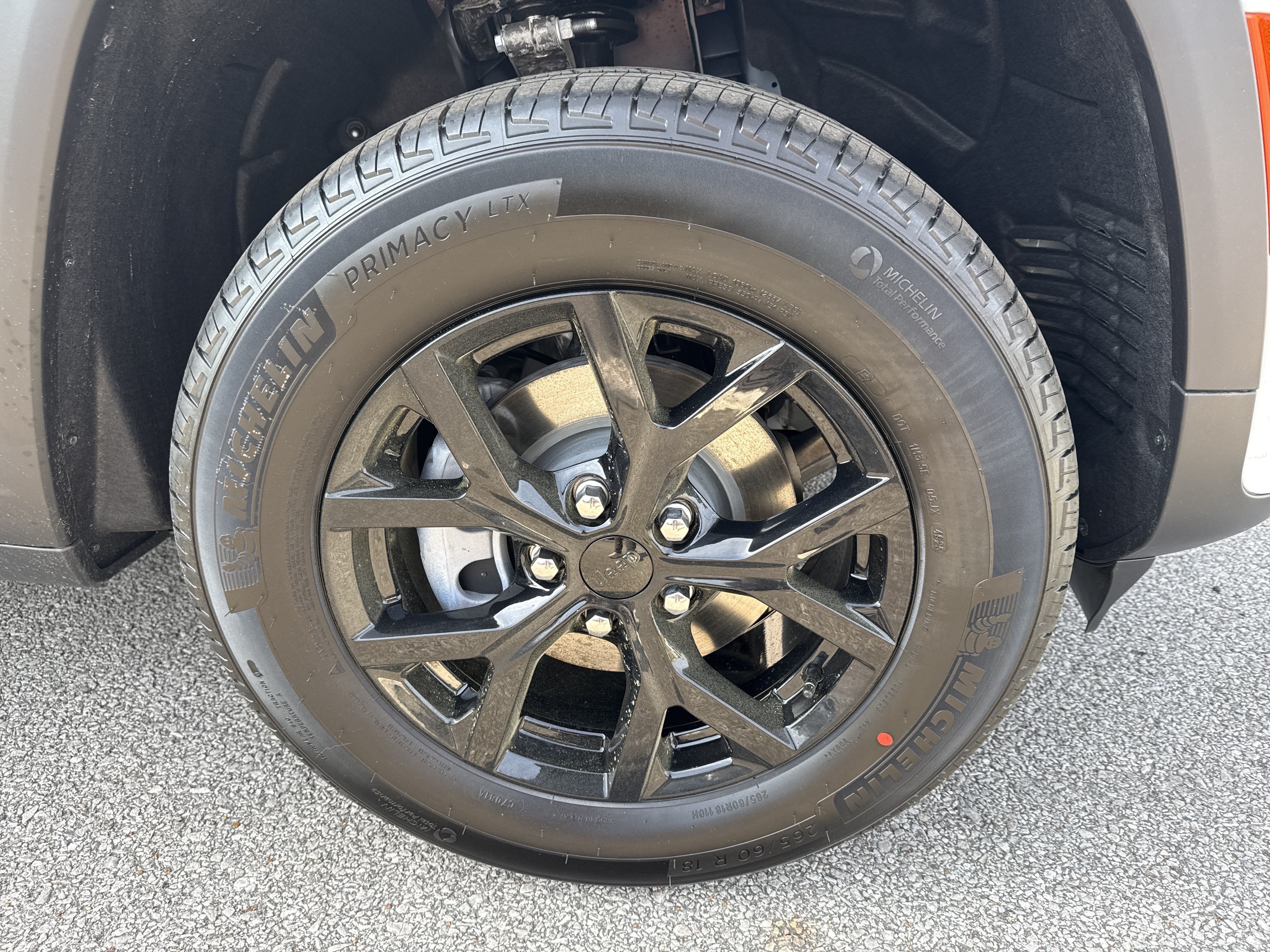 New 2026 Jeep Grand Cherokee Altitude RWD image 13