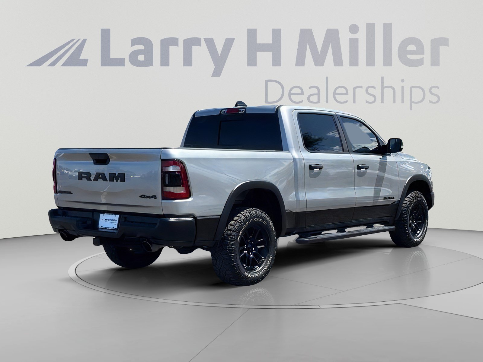 Used 2022 RAM 1500 Rebel w/ Rebel Level A Equipment Group AWD/4WD image 6