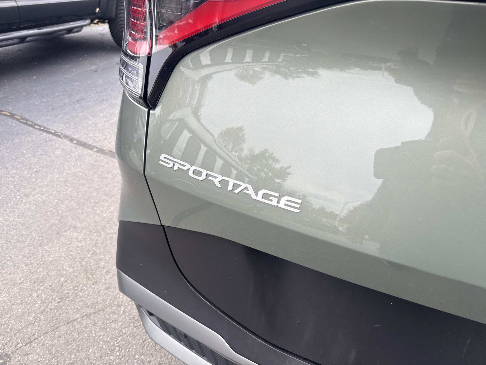 Used 2024 Kia Sportage X-Line w/ X-Line Premium Package image 9