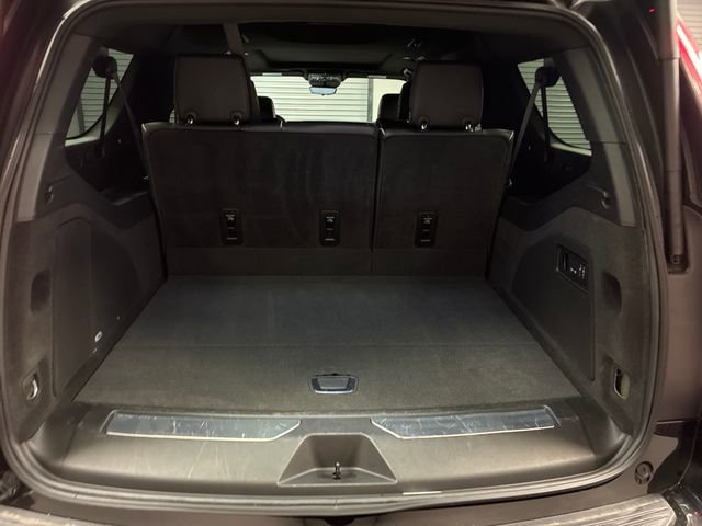 Certified 2025 Cadillac Escalade ESV Sport AWD/4WD image 24