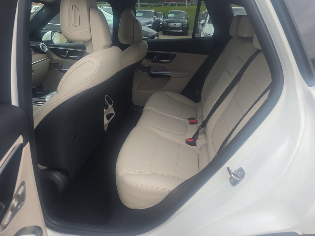 New 2026 Mercedes-Benz GLC 300 4MATIC image 23