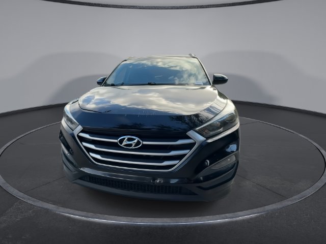 Used 2017 Hyundai Tucson SE w/ SE Popular Package 02 FWD image 3