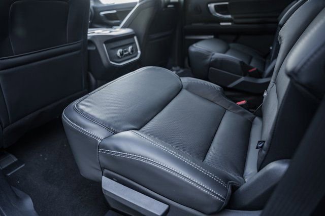 New 2026 Ford Expedition Platinum w/ Stealth Performance Package image 41