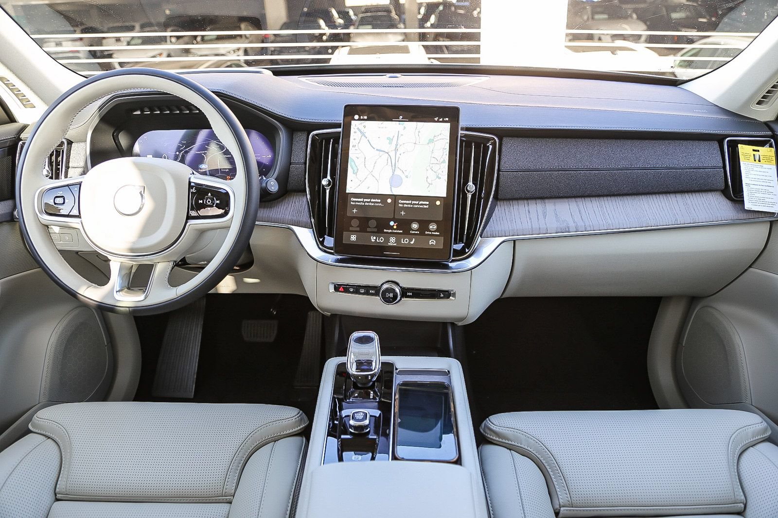 New 2026 Volvo XC90 T8 Ultra w/ Protection Package Premier AWD/4WD image 12