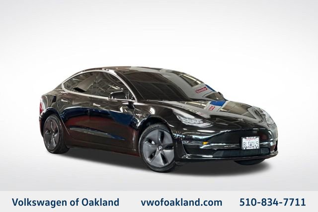 Used 2019 Tesla Model 3 Mid Range RWD image 1