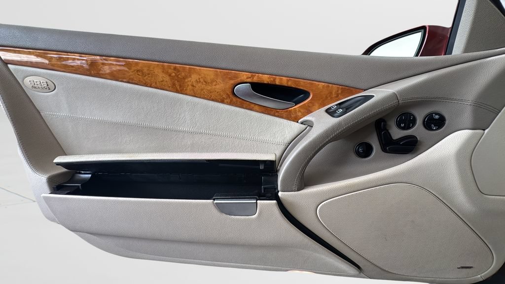 Used 2004 Mercedes-Benz SL 500 image 35