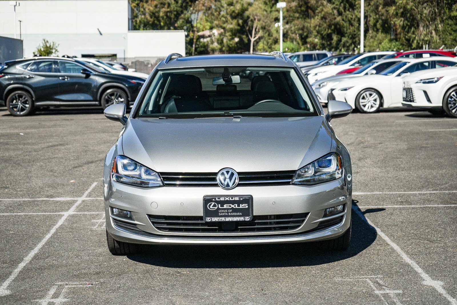 Used 2015 Volkswagen Golf TDI SEL w/ Lighting Package (SEL) FWD image 2