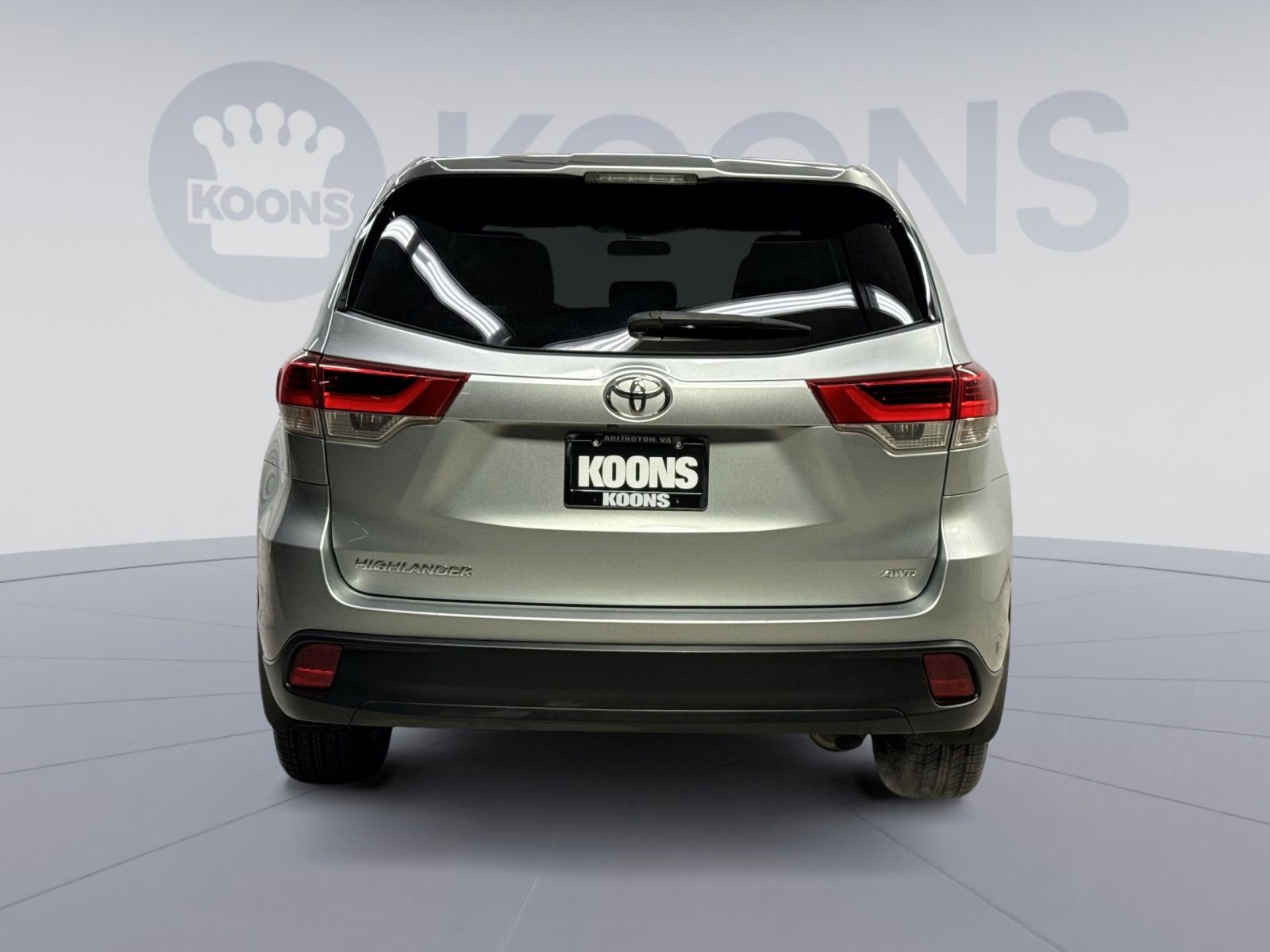 Used 2019 Toyota Highlander LE image 11