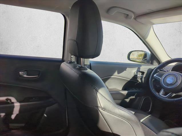 Used 2020 Jeep Compass Latitude image 19