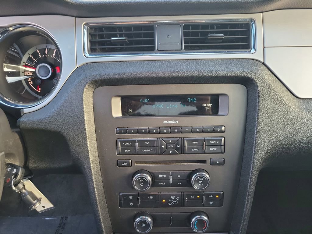 Used 2013 Ford Mustang Premium image 17