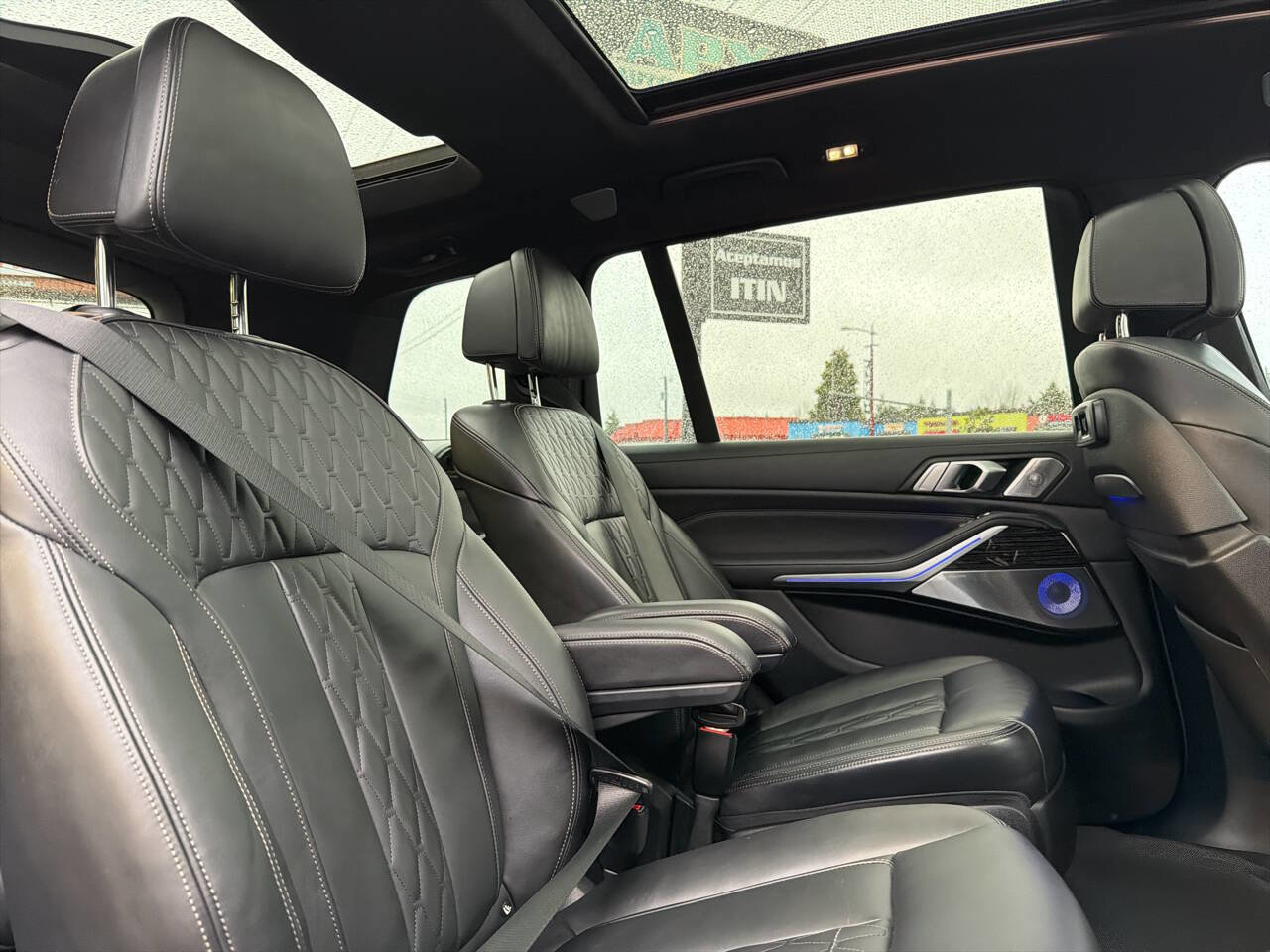 Used 2019 BMW X7 xDrive50i w/ M Sport Package image 25